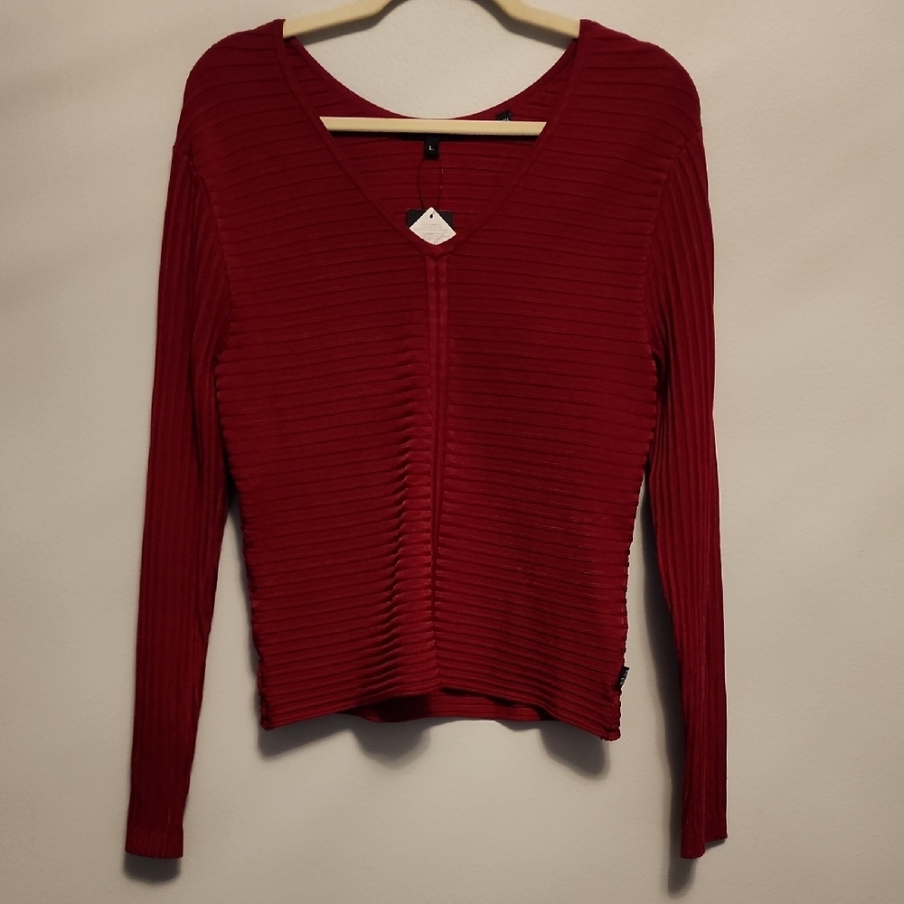 BCBG Maxazria Red V-Neck Ribbed Top